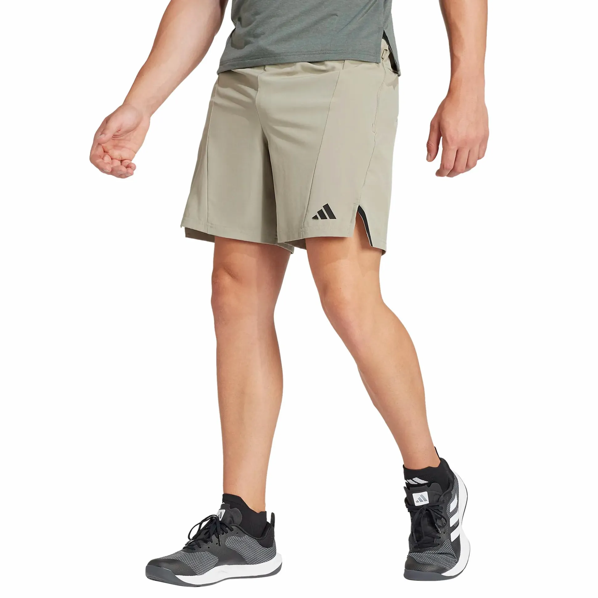d4t shorts m