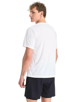 run tee m